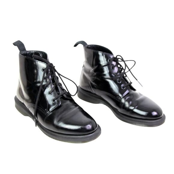 Dr. Martens SHINY BLACK LEATHER LOW HEEL LACE UP ROUND TOE ANKLE BOOTS Sz 7/38 - Picture 1 of 11